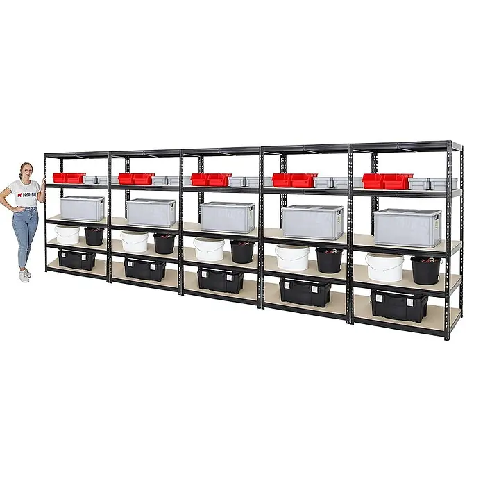 Proregal Schwerlastregal Mega Deal Tiger - H x B x T: 180 x 100 x 60 cm, Traglast pro Boden: 265 kg, Anzahl Böden: 5 Stk., Stecken, Verzinkt - Lagerregale mit Behältern. Das Regal bietet viel Stauraum mit roten Boxen, grauen Kisten und verschiedenfarbigen Eimern.