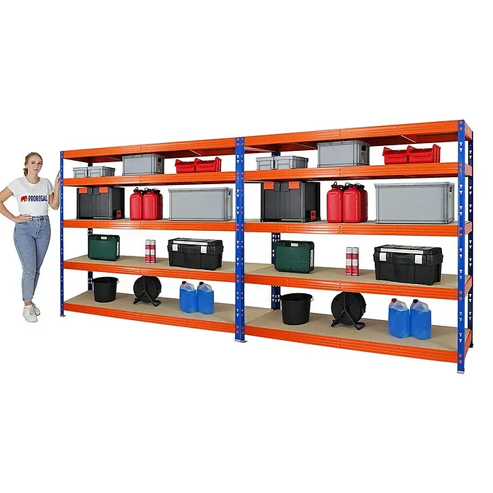 Proregal Schwerlastregal Mega Deal Profi RHINO - Traglast pro Boden: 500 kg, Anzahl Böden: 5 Stk., Stecken, Blau - Abbildung eines robusten Regalsystems mit mehreren Ablagen, gefüllt mit verschiedenen Aufbewahrungsbehältern und Zubehör, ideal für Lager oder Werkstätten.