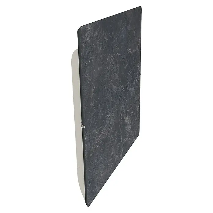 ClimaStar Speichersteinheizung Comfort 3in1 WiFi - Schieferschwarz - Eine dunkle, texturierte Schiefertafel, die seitlich an einer Wand befestigt ist und eine natürliche Eleganz ausstrahlt.