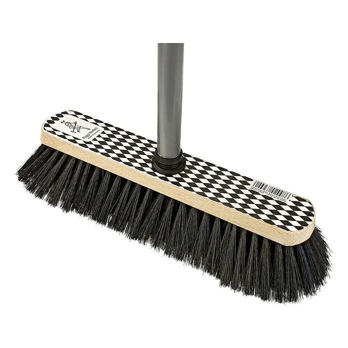 Peggy Perfect Besen Harlekin Hangup - Mit Teleskopstiel, Material Borsten: Rosshaar-Mischung, Material Stiel: Aluminium - Besen mit Schachbrettmuster, hellbraunem Holzsockel und schwarzen Borsten für effektives Kehren und Reinigen.