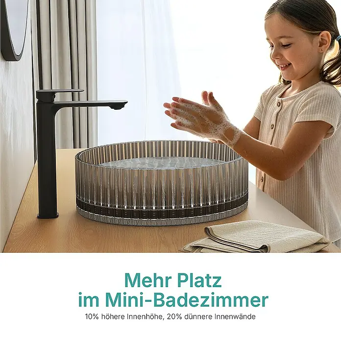 Emke Aufsatzwaschbecken CB32 - 40 x 40 cm, Hahnloch: Ohne, Ohne Überlauf, Schwarz - Ein modernes Badezimmerwaschbecken mit geriffelter Glasoberfläche und einem schlanken, schwarzen Wasserhahn, ideal für kleine Badezimmer.