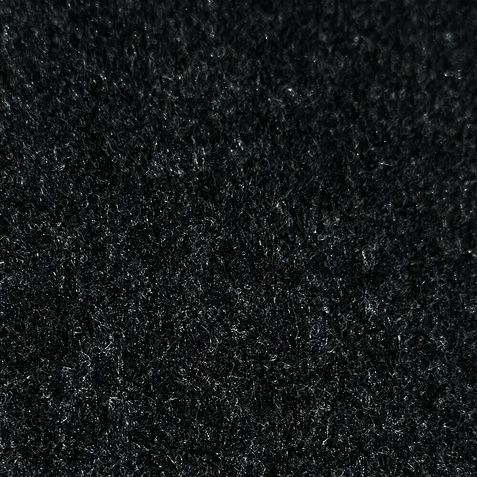 Fußbodenschutzmatte Viking - 120 x 100 cm, Schwarz, Polyester - Nahaufnahme eines strukturierten, schwarzen Teppichs, der eine dichte und weiche Textur zeigt. Ideal für Textilprojekte.