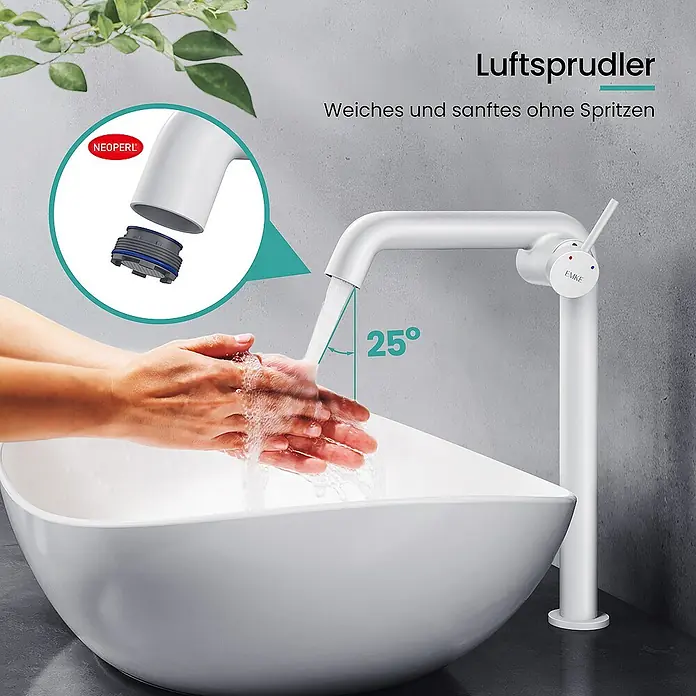 Emke Waschtischarmatur Kriosa F24 - Weiß, Matt - Diese Nahaufnahme zeigt einen weißen EMKE Wasserhahn mit Luftsprudler, der weiches Wasser ohne Spritzen liefert, perfekt für jedes moderne Badezimmer.