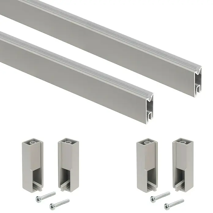 Emuca Kleiderstangen-Set Luxe - Länge: 75 cm, Steingrau - Dieses Bild zeigt Aluminium-Profilschienen und Montagezubehör, einschließlich Schrauben, für die Installation und Befestigung der Schienen.