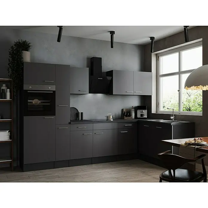 Respekta Olivia Winkelküche - 172 x 310 cm, Grau, Farbe Arbeitsplatte: Granit Optik, Mit Elektrogeräten, Silberne Griffe - Moderne graue Küche mit Einbaugeräten und schwarzen Akzenten, die eine stilvolle und funktionale Raumatmosphäre schafft.