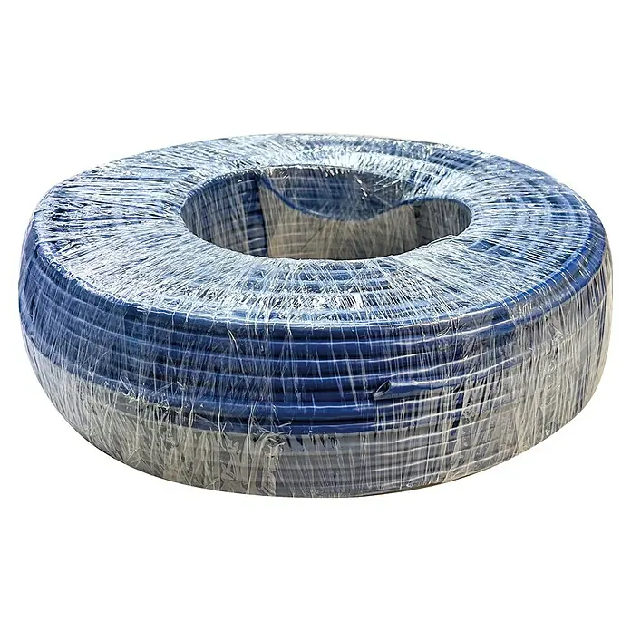 Schwaiger Netzwerkleitung CAT 8 S/FTP - Blau, 100 m - Aufgerollter blauer Kabelstrang in Folie. Geeignet für eine Vielzahl von Anwendungen. Hohe Flexibilität und einfache Installation.
