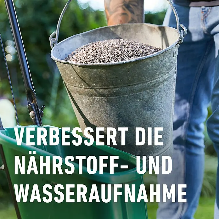 Compo Rasendünger Turbo - 5 kg, Max. Anwendungsfläche: 130 m² - Ein Eimer voller Dünger, der die Nährstoff- und Wasseraufnahme verbessert, in Kombination mit einem Rasenstreuer für eine gleichmäßige Verteilung.