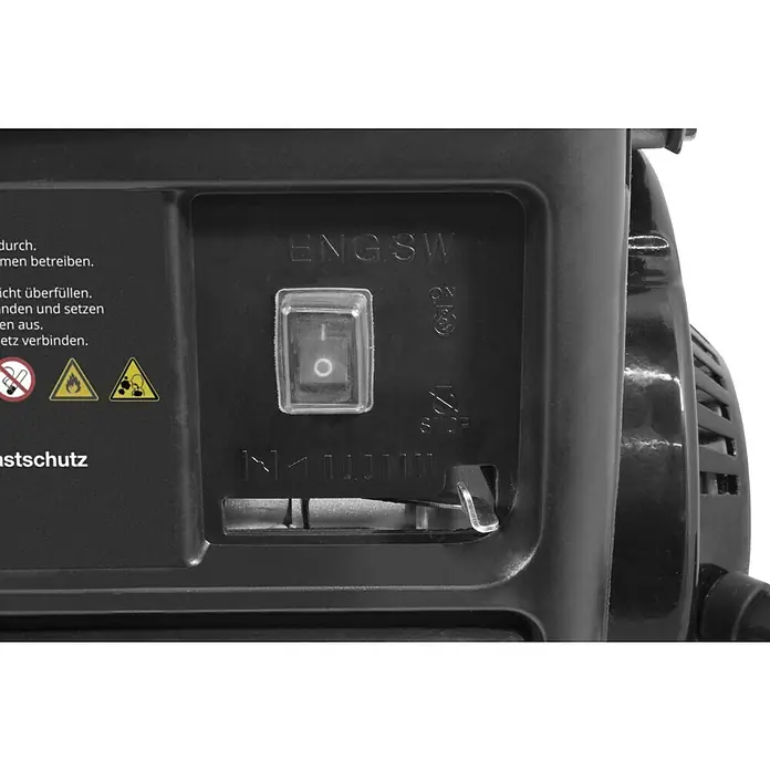 Güde Stromerzeuger GSE 951 - 720 W, Verbrauch: 0,5 l/h, Tankvolumen: 3,8 l - Detailansicht eines schwarzen Stromerzeugers mit Schalter und Bedienungsanleitung, Fokus auf die Bedienelemente und Sicherheitsvorkehrungen.