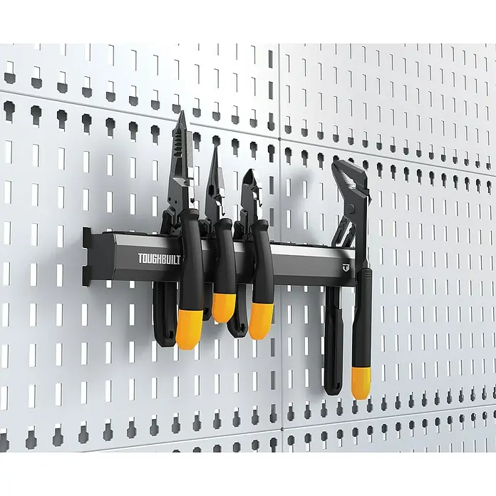 ToughBuilt Organizador - Específico para: Alicates, Capacidad de carga: 11 kg - Herramientas colgadas en el riel de herramientas Toughbuilt, que está fijado a un tablero perforado. ¡Ideal para el taller!