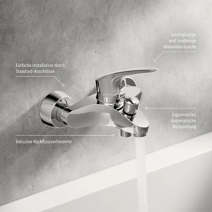 Hansa Mix Badewannenarmatur - Ausladung Armatur: 162 mm, Chrom, Glänzend - Nahaufnahme einer verchromten Armatur mit Wasserfluss, hervorgehobenen Produkteigenschaften und einfachem Standardanschluss.