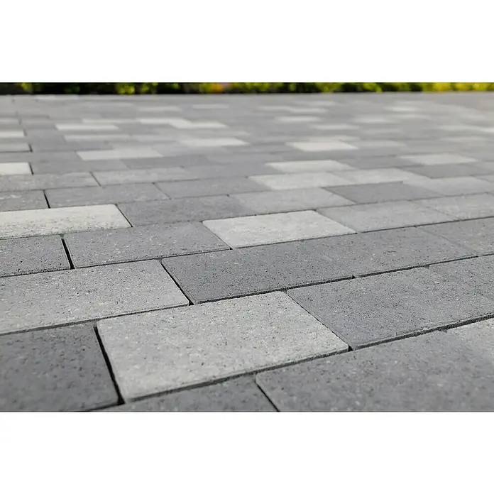 EHL Pflasterstein Slimstone - 18 x 12 x 5 cm, Grau-Anthrazit, Beton - Graue Pflastersteine ​​bilden eine Fläche, wobei die subtilen Farbtöne und das Muster eine robuste, aber stilvolle Außenfläche erzeugen.