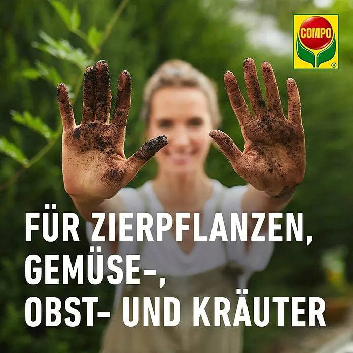 Compo Bio Blumenerde - 40 l - Bild einer Frau mit schmutzigen Händen, die COMPO Produkte für Zierpflanzen, Gemüse, Obst und Kräuter bewirbt.