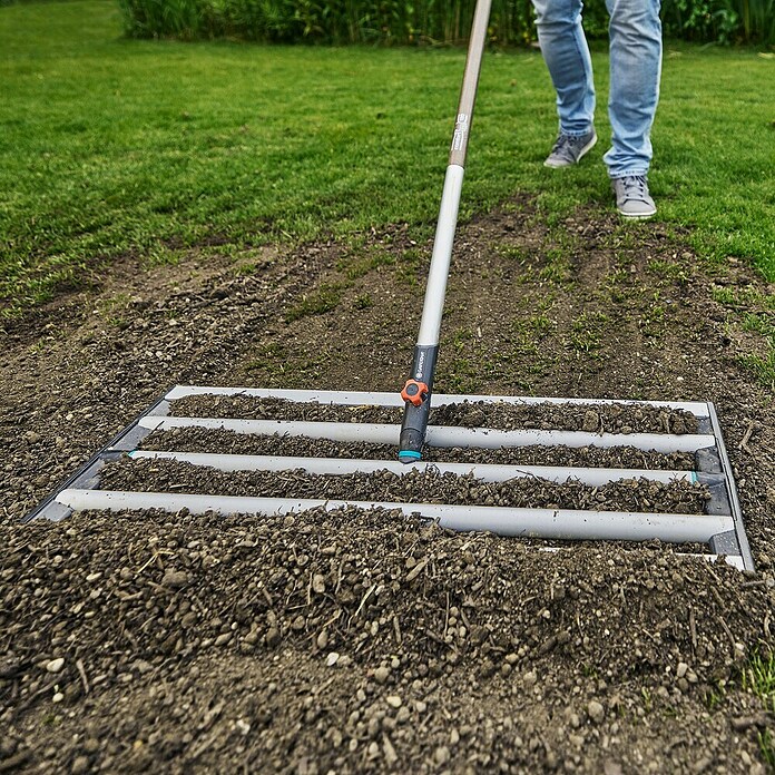 Gardena Combisystem Rastrillo nivelador de césped (Anchura de trabajo: 76 cm, Acero) | BAUHAUS