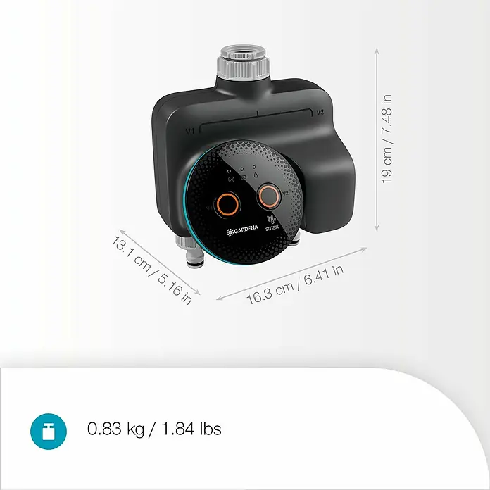 Gardena Smart system Bewässerungsautomat Dual Water Control - Betriebsdruck: 0,5 bar - 12 bar, Bewässerungsdauer: 1 min - 10 h - Das Bild zeigt eine Gardena Smart Water Control zur Bewässerung, mit Größenangaben und Gewicht.