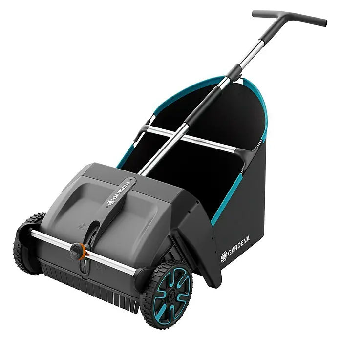 Gardena Laubsammler - Arbeitsbreite: 49 cm - Ein Gartengerät zum Aufsammeln von Laub und anderen Gartenabfällen, mit Rädern und einem Griff zum Schieben.