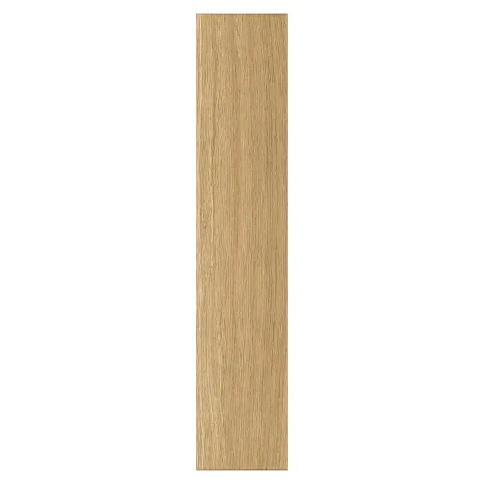 Parador Vinylboden Trendtime 3 - Eiche Oxford natur, Fischgrät, 730 x 146 x 5 mm - Nahaufnahme eines Paneels aus hellem Eichenholz mit feiner Maserung, ideal für Möbelbau und Innenausbau.