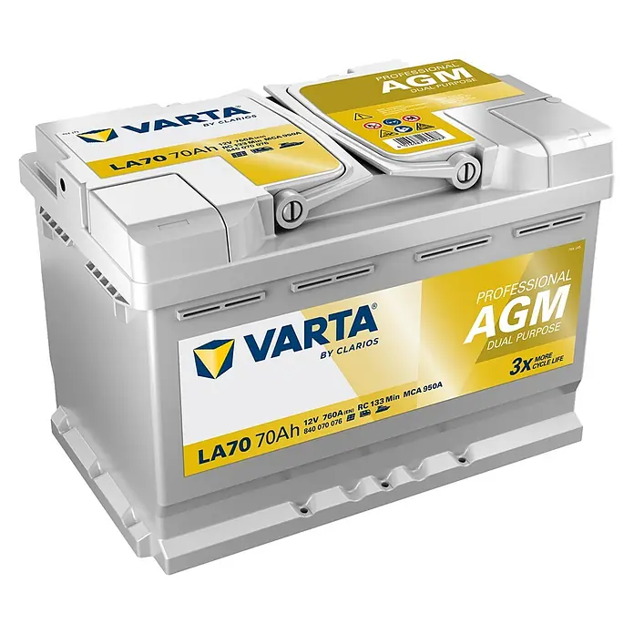 Varta Bootsbatterie Professional AMG LA70 - Kapazität: 70 Ah, 12 V - Abbildung von zwei VARTA Professional AGM Dual Purpose Batterien LA70 70Ah für hohe Leistungsanforderungen.