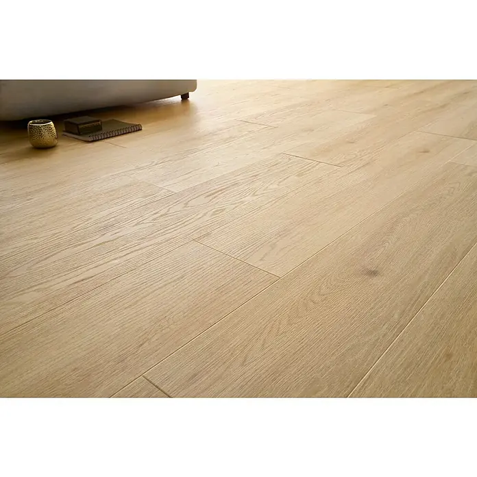 Vinylboden SPC Silent - Arvada Eiche, Landhausdiele, 1.220 x 229 x 5,3 mm - Helle Holzböden mit natürlicher Maserung und einer glatten Oberfläche, die ein Gefühl von Wärme und Eleganz vermitteln. Perfekt für jeden Raum.