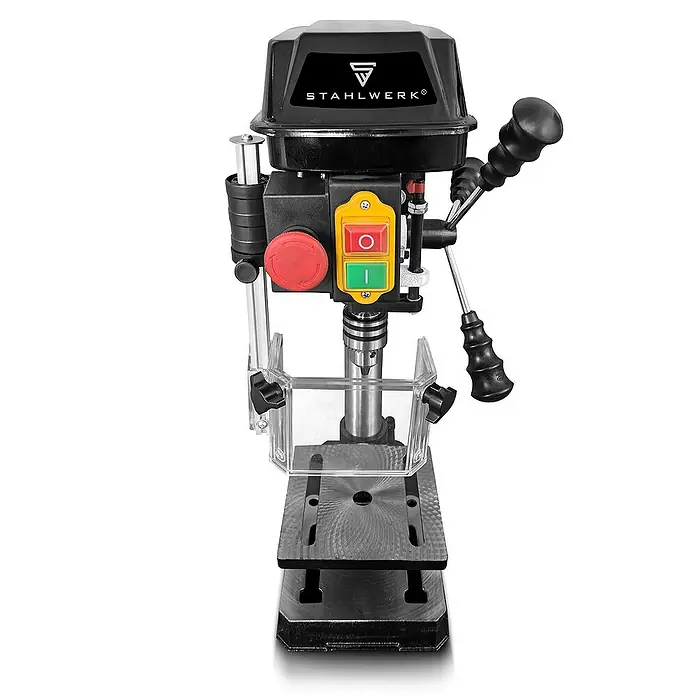 STAHLWERK Bohrmaschine BD-350 ST Säulenbohrmaschine 350W Leistung -  - Das Bild zeigt eine Tischbohrmaschine von Stahlwerk, ideal für präzise Bohrarbeiten in Werkstätten und Hobbyräumen.