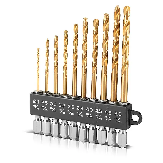 STAHLWERK Bohrer-Set Universal Spiralbohrer Set 2-5 mm -  - Ein Satz goldfarbener Spiralbohrer in verschiedenen Größen, die in einer schwarzen Halterung mit Größenangaben befestigt sind.