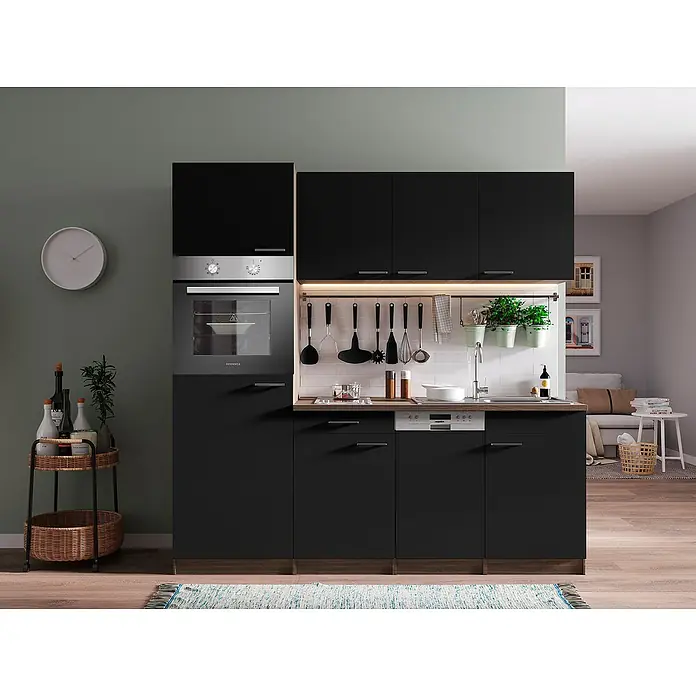 Respekta Singleküche Oliver - Breite: 205 cm, Schwarz, Mit Glaskeramikkochfeld - Eine moderne schwarze Küche mit eingebautem Backofen, Hängeschränken und einer Spüle mit Utensilien. Perfekt für stilvolles Kochen.