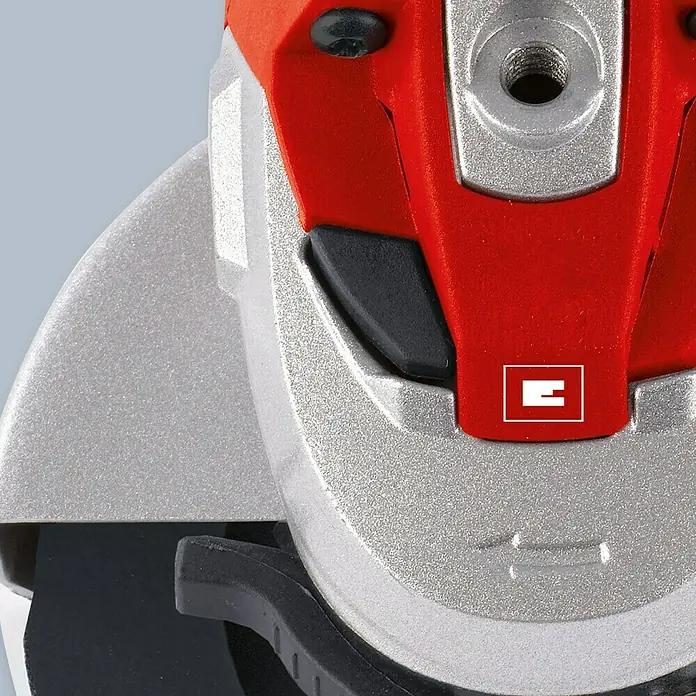 Einhell Elektro-Winkelschleifer TE-AG 125 CE - 1.100 W, 125 mm, Leerlaufdrehzahl: 3.000 U/min - 12.000 U/min - Nahaufnahme eines Einhell Winkelschleifers, der Details wie Gehäuse, Schalter und Logo hervorhebt.