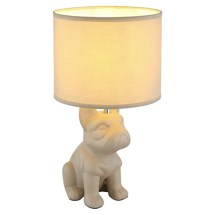 Globo Tischleuchte Dogo II - Farbe Gehäuse: Sandfarben, Farbe Schirm: Sandfarben, Ø x H: 220 cm x 400 mm, E27 - Eine stilvolle Tischleuchte mit einem cremefarbenen Bulldoggen-Fuß und einem zylindrischen Lampenschirm. Perfekt für Nachttische oder Beistelltische.
