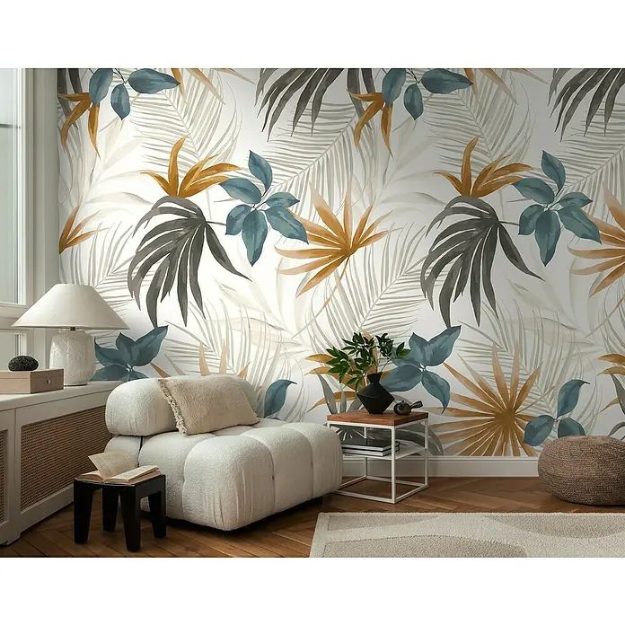 A.S. Création Cosmoliving by Cosmopolitan Fototapete Mehrfarbig Floral - B x H: 159 x 280 cm, Vlies - Wohnzimmer mit Sessel und tropischer Blättertapete.