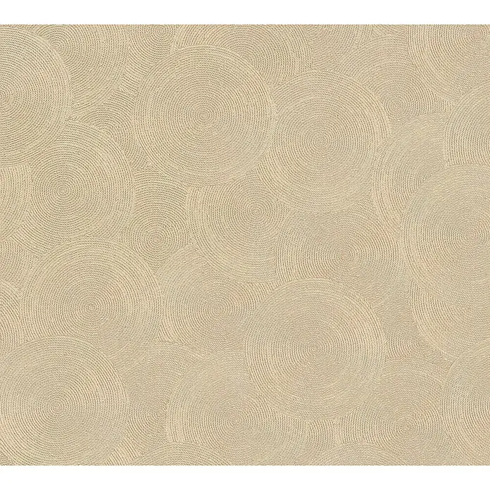A.S. Création Hygge 3 Vliestapete Kreise - Beige-Orange, Grafisch, 10,05 x 0,53 m - Beige Tapete mit einem sich wiederholenden Spiralmuster, das eine textile Textur aufweist und ein subtiles, elegantes Design ergibt.