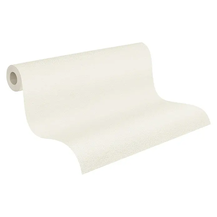 A.S. Création Hygge 3 Vliestapete - Creme-Grau, Uni, 10,05 x 0,53 m - Nahaufnahme einer Rolle hellbeiger Tapete mit einer feinen Textur, die auf einem schwarzen Hintergrund liegt.