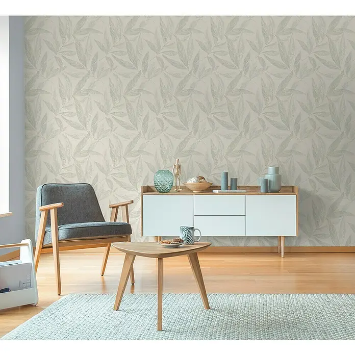 A.S. Création Hygge 3 Vliestapete Blätter - Weiß-Creme-Grau, Floral, 10,05 x 0,53 m - Nahaufnahme des Rasch Textil Tapete 484523 in Beige mit floralem Muster, das jedem Raum eine natürliche Eleganz verleiht.