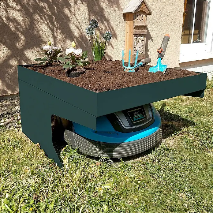 Proregal Mähroboter-Garage Mähroboter-Garage mit Pflanzkasten - L x B x H: 70 x 60 x 37 cm, Grün - Kreatives Mähroboter-Versteck: Ein Pflanzkasten dient als Garage für den Rasenmäher und wird so zum Gartendekor.