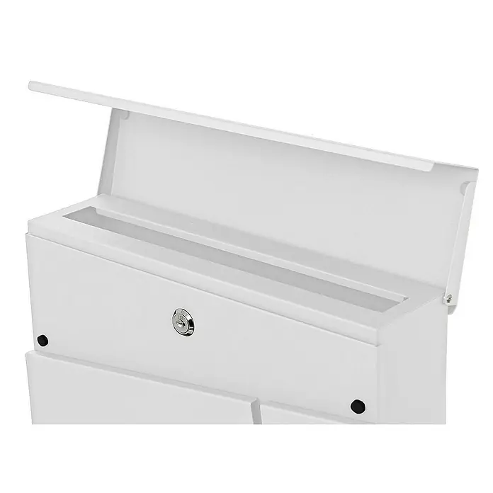 Proregal Wandbriefkasten Briefkasten - Weiß, Metall, Zeitungsfach - Nahaufnahme eines weißen abschließbaren Briefkastens mit geöffneter Klappe, der die Innenseite zeigt. Der Briefkasten ist für die Wandmontage konzipiert.