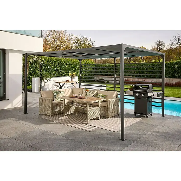 Loungemöbel-Set - 3 -tlg., Polyrattan, Stahl, Beige/Grau - Eine stilvolle Terrassengestaltung mit Pergola, Rattanmöbeln und Grill für entspannte Stunden im Freien.