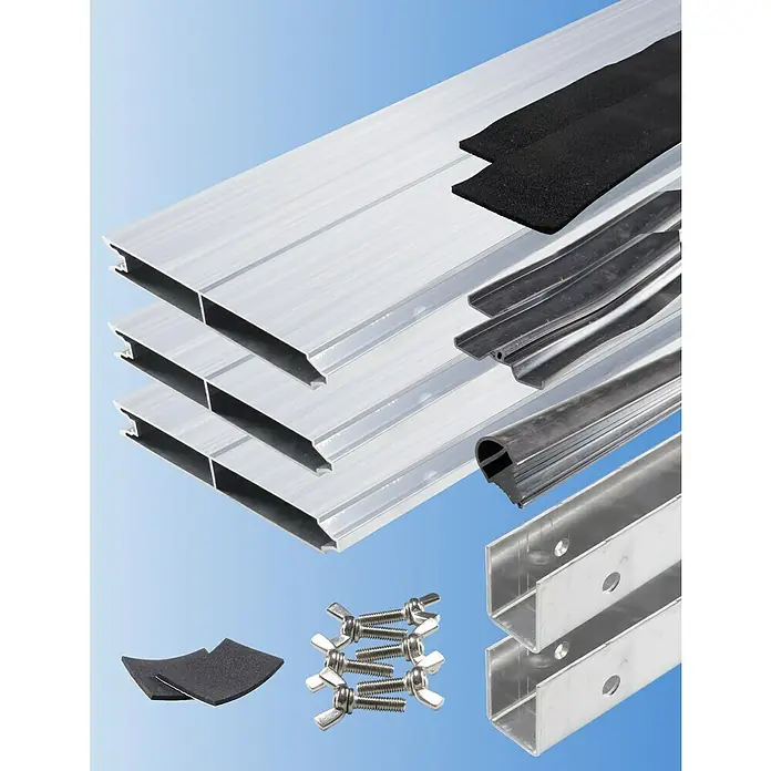 Masys Hochwasser-Kit Large - 200 x 60 cm - Nahaufnahme von Aluminiumprofilen und Zubehör, ideal für Konstruktionen und Projekte, die Stabilität und Präzision erfordern.