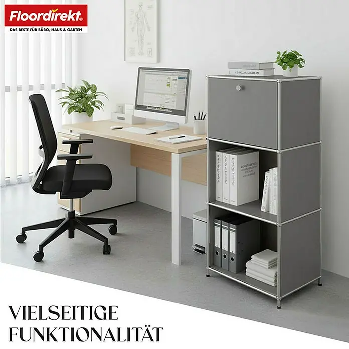Floordirekt Metallregal Concept Epure MK-107 - 50 x 40 x 121 cm Grau - H x B x T: 121 x 50 x 40 cm, Anzahl Böden: 4 Stk., Schrauben, Grau - Das Bild zeigt ein modernes Büro mit einem schwarzen Bürostuhl und einem grauen Regalsystem, das vielseitige Funktionalität bietet.