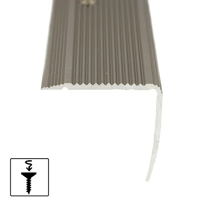 Floordirekt Treppenkantenprofil Integral 90 x 3 x 2 cm Champagner - Aluminium, Champagner - Abbildung eines Treppenkantenprofils aus Aluminium mit Schraubenbefestigung. Robust und langlebig für den Innenbereich.