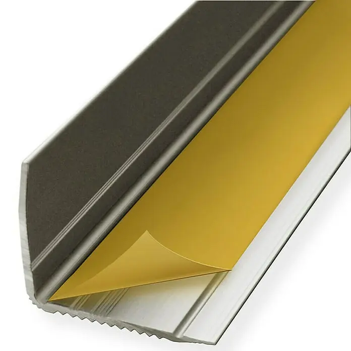 Floordirekt Treppenkantenprofil Integral 100 x 3 x 2 cm Champagner - Aluminium, Champagner, 100 x 2 cm - Eine selbstklebende Treppenkantenprofil aus Aluminium, bereit zur Installation. Schützt und sichert Ihre Treppenstufen stilvoll.