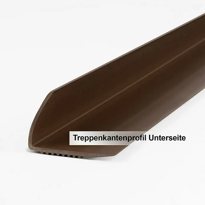 Floordirekt Treppenkantenprofil Seattle 100 cm Braun - Kunststoff, Braun, 100 x 4,2 cm - Treppenkantenprofil Unterseite: Detailaufnahme eines braunen Treppenkantenprofils mit geriffelter Unterseite, ideal für sichere und stilvolle Treppenabschlüsse.