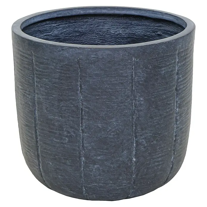 Mega Collections Pflanztopf Faya - Außenmaß (Ø x H): 45 x 43 cm, Graphit - Strukturierter, dunkelgrauer zylindrischer Pflanztopf mit vertikalen Rippen.