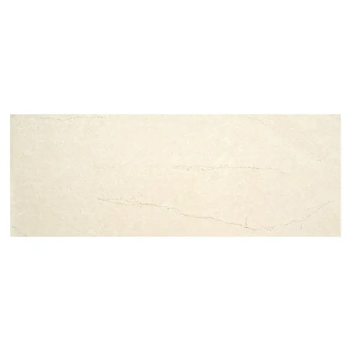 Revestimiento de pared Newlyn - 33,3 x 90 cm, Beige, Rectificado - Primer plano de una encimera de cuarzo beige con sutiles vetas, adecuada para el diseño de cocinas y baños.