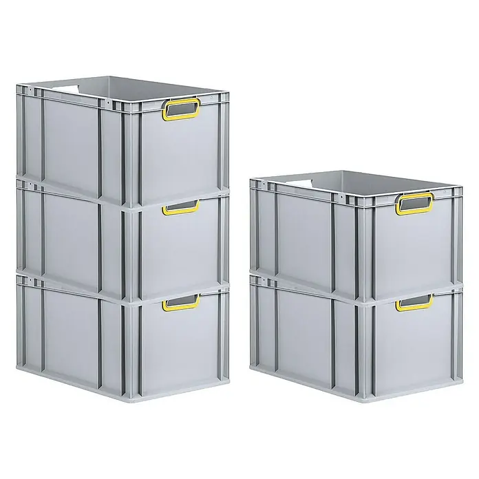 Proregal Eurobox Eurobox NextGen Color - L x B x H: 60 x 40 x 32 cm, Kunststoff, Grau, Gelb - Aufnahme von grauen Kunststoffbehältern mit gelben Griffen, die in zwei Stapeln angeordnet sind. Praktisch für die Lagerung.