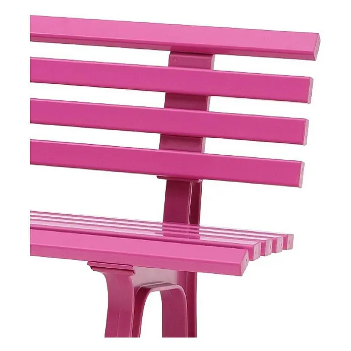 Proregal Gartenbank Antigua 2-Sitzer aus Kunststoff - Flieder - Nahaufnahme einer pinkfarbenen Gartenbank mit Lattenrost-Design für Sitzfläche und Rückenlehne.