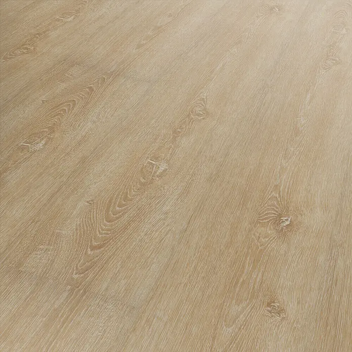 Vinylbodenmuster Sly XL Bristol Oak - 280 x 160 x 7,5 mm, Landhausdiele - Nahaufnahme eines hellen Holzfußbodens mit feiner Maserung, ideal für moderne Innenräume.