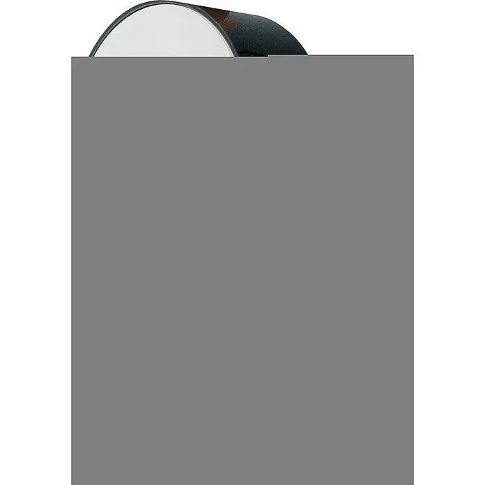 as-schwabe Steckdosenleiste - 1-fach, Weiß, IP20 - Nahaufnahme einer runden, schwarzen Deckenleuchte mit weißem Diffusor. Elegantes Design für moderne Innenräume.