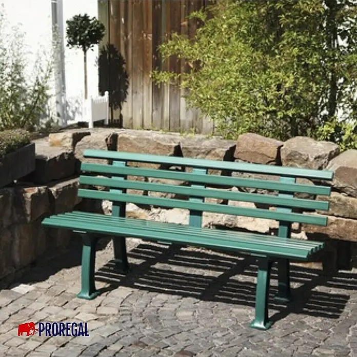 Proregal Gartenbank Antigua 3-Sitzer aus Kunststoff - Grün - Ein grünes Gartenbank-Produktbild.