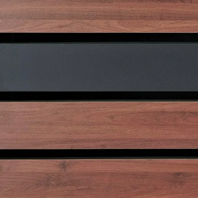 Proregal Mülltonnenbox XL 2er/4er-Mülltonnenverkleidung - 142 x 98 cm, Metall, Kirsche-Holzoptik Dunkelbraun, Geeignet für Anzahl Mülltonnen: 2 Stk. - Nahaufnahme einer Holzwand mit schwarzen Akzenten.