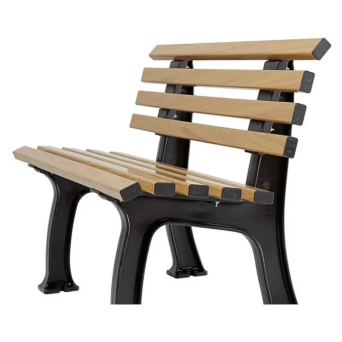 Proregal Gartenbank Antigua 2-Sitzer aus Kunststoff - Holzoptik - Detailaufnahme einer Parkbank mit Holzlatten auf schwarzem Metallgestell. Die Bank ist robust und wetterfest konstruiert.