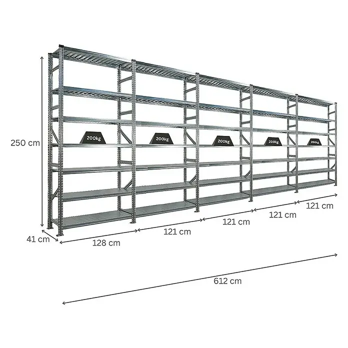 Proregal Metallregal Fachbodenregal PROXIMO 1x Grundregal + 4x Anbauregal - Traglast pro Boden: 200 kg, Anzahl Böden: 7 Stk., Stecken, Verzinkt - Ein langes, graues Lagerregal mit mehreren Ebenen und den Maßen 250 cm Höhe, 612 cm Breite und 41 cm Tiefe.