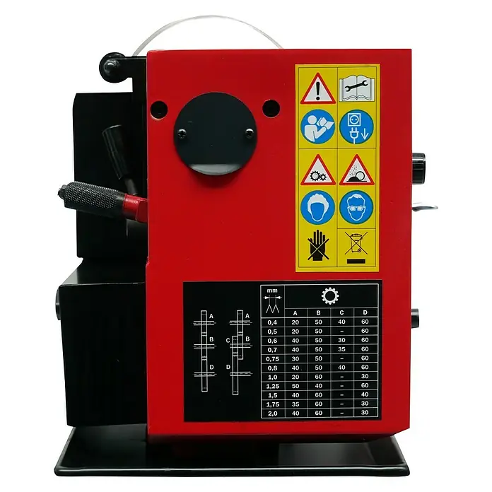 Rotwerk Drehmaschine EDM 350 DR - Leistung: 450 W, Max. Aufnahmehöhe: 74 mm, Spindelkonus: MK3 - Das Bild zeigt eine rote Maschine mit schwarzer Basis und verschiedenen Warnhinweisen und Tabellen.